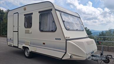 Roulotte Adria Optima
