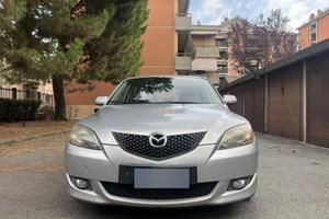 Mazda 3 (2005). Disel 1,6 - 500 €