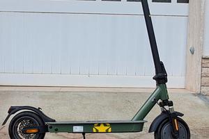 Monopattino Jeep Dual