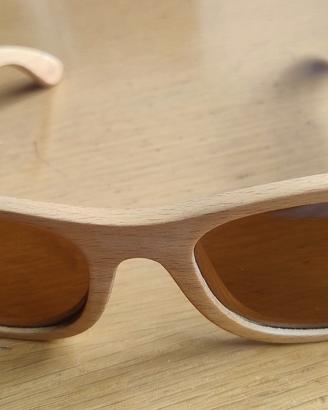 Occhiale da sole in legno Picchio