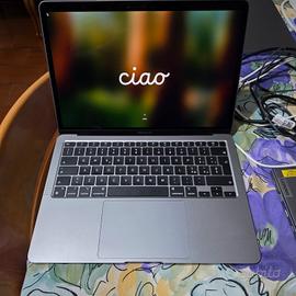 MacBook Air M1 ssd 256GB ram 8GB