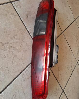 Fanale posteriore Sx Ford Focus sw (2serie 04-11)