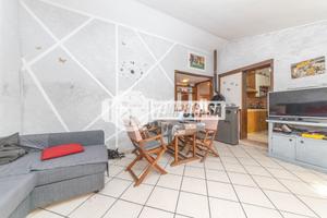 TRILOCALE ULTIMO PIANO VIA GABRIELE MARINI