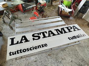 insegna 