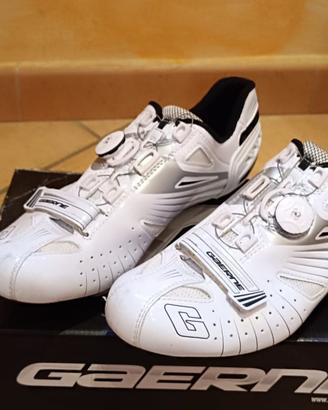 SCARPE DA BICICLETTA DA CORSA MARCA GAERNE