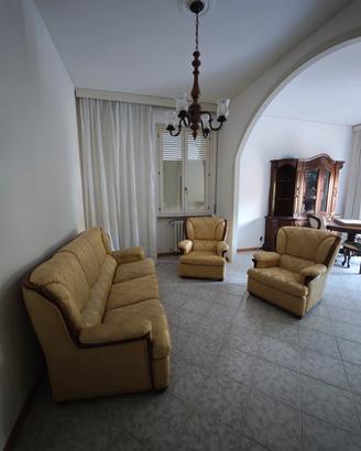Set divano e poltrone damascati