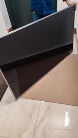 Smart TV Akai 70 pollici