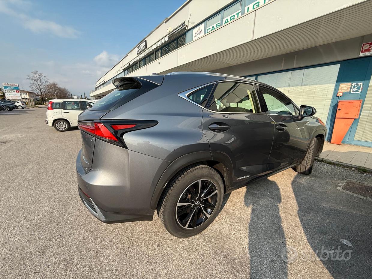 Lexus NX 1ª serie
