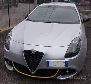 Alfa Romeo Giulietta 2.0jtdm Veloce  16.000 km!
