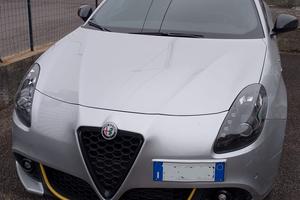 Alfa Romeo Giulietta 2.0jtdm Veloce  16.000 km!