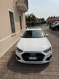 Audi A4 35 tdi S Tronic S Line