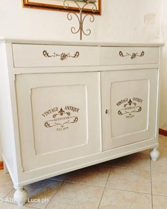 Credenza 2 ante laccata