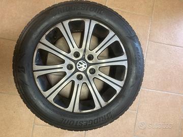 Cerchi in lega Momo 16” con gomme