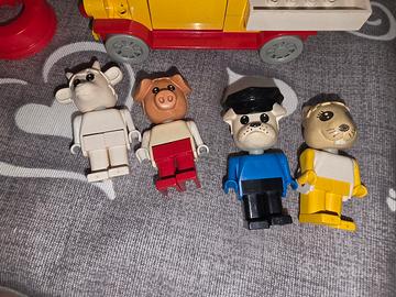 Lotto Giocattoli vintage anni 80 lego FABULAND 