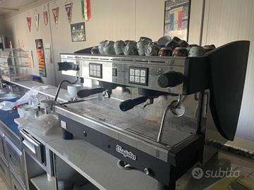 Macchina del caffè professionale