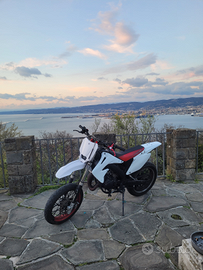 Hm 50