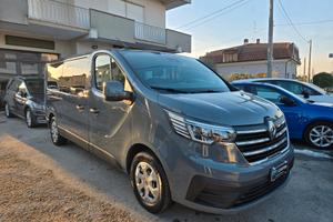 RENAULT TRAFIC BLUE dCi 150CV PL-TN EQUILIBRE -PRO