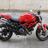 Ducati Monster 796 Rossa 2011