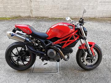 Ducati Monster 796 Rossa 2011