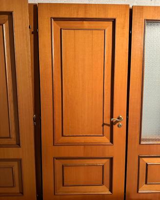 Porte in legno massello
