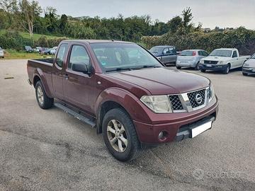 Nissan Navara (D40) 2.5 dCi 174CV 4WD Cab. Singola