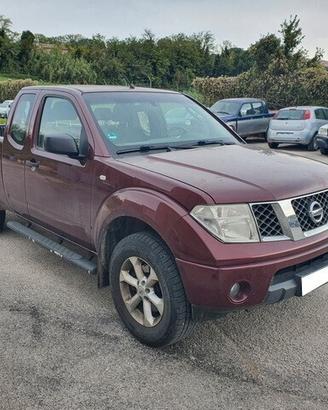 Nissan Navara (D40) 2.5 dCi 174CV 4WD Cab. Singola