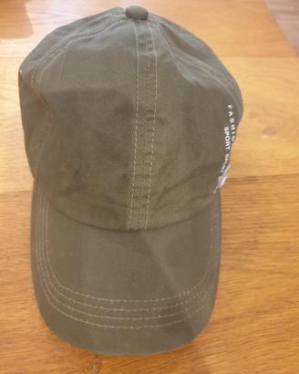 Cappello verde militare