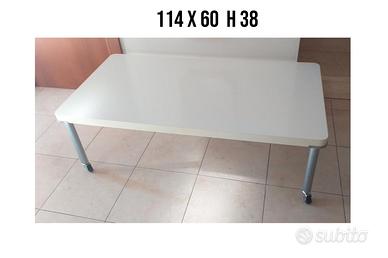 Tavolino salotto con 4 ruote
