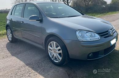 Volskwagen Golf
