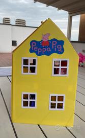 Casa peppa pig con personaggi e accessori