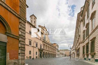 Immobile di 153 m² con più di 5 locali a Roma