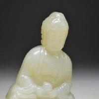 Antico ciondolo/pendente in giada bianca il Budda