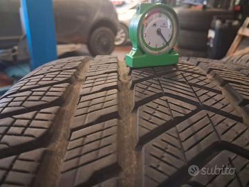 Gomme PIRELLI WINTER SEMINUOVE per cambio auto.