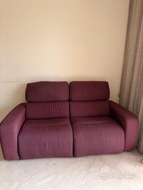 Divano con motorino elettrico