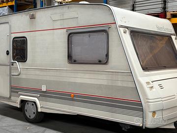 Roulotte Sterckeman alize 450 cp