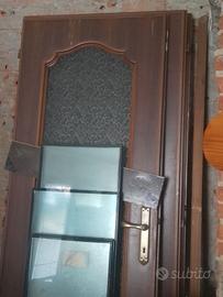 PORTE DA INTERNO CON TELAIO