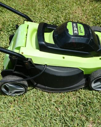 Greenworks tagliaerba mulching a batteria 24 volts