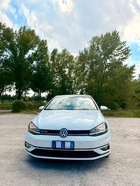 Volkswagen Golf Mk7.5 1.5 TGI DSG 5p
