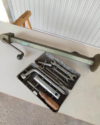 Trousse crick auto d'epoca Fiat 500 600 124 1100 