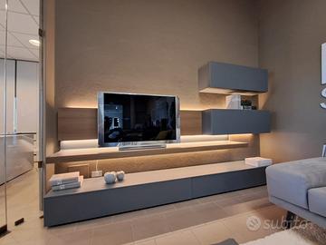 Living Shiro Tomasella