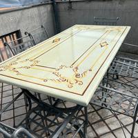 Tavolo con sedie da esterno con panca