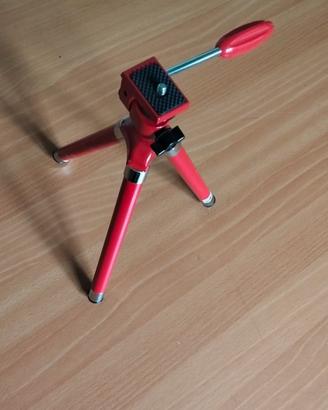 treppiede da tavolo rosso portatile 