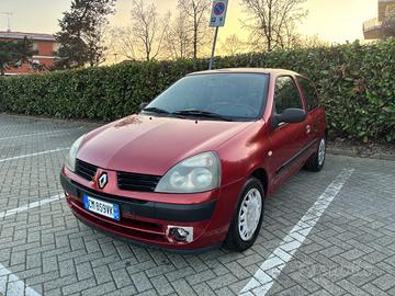 Renault Clio 1.2 Neopatentati