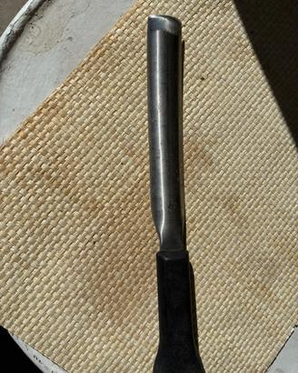 Sgorbia o cannula disosso prosciutti