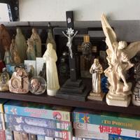 collezione di materiale religioso statuine VHS 