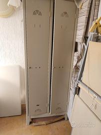 armadietto sporco puloto