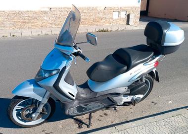piaggio Beverly 250  i.e. 