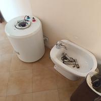 7 porte e sanitari vari 