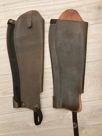 Gambali in cuoio per equitazione