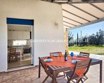 Vill. nel verde 2km dal mare vic gallipoli 4posti